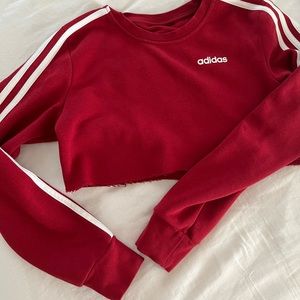 Super cute and soft adidas cropped long sleeve.